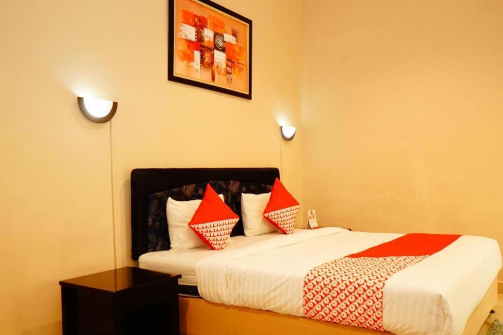 Hotel Belitong Belitung Екстериор снимка